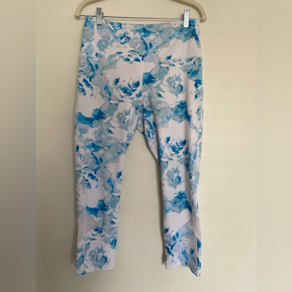 Velocity Women’s Capri Leggings Large Blue White Floral‎ Coastal Workout Gym